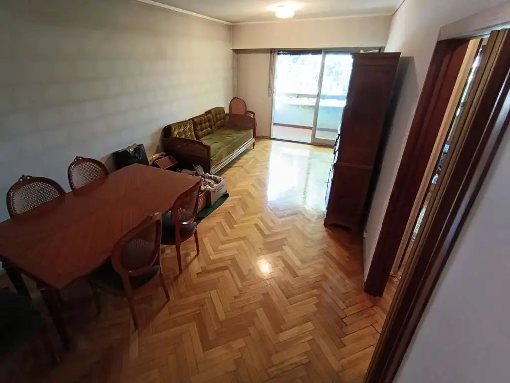 Gran departamento · 53m² · 2 Ambientes- c/balcones