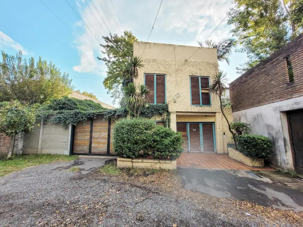 Venta Casa de tres dormitorios en Abasto