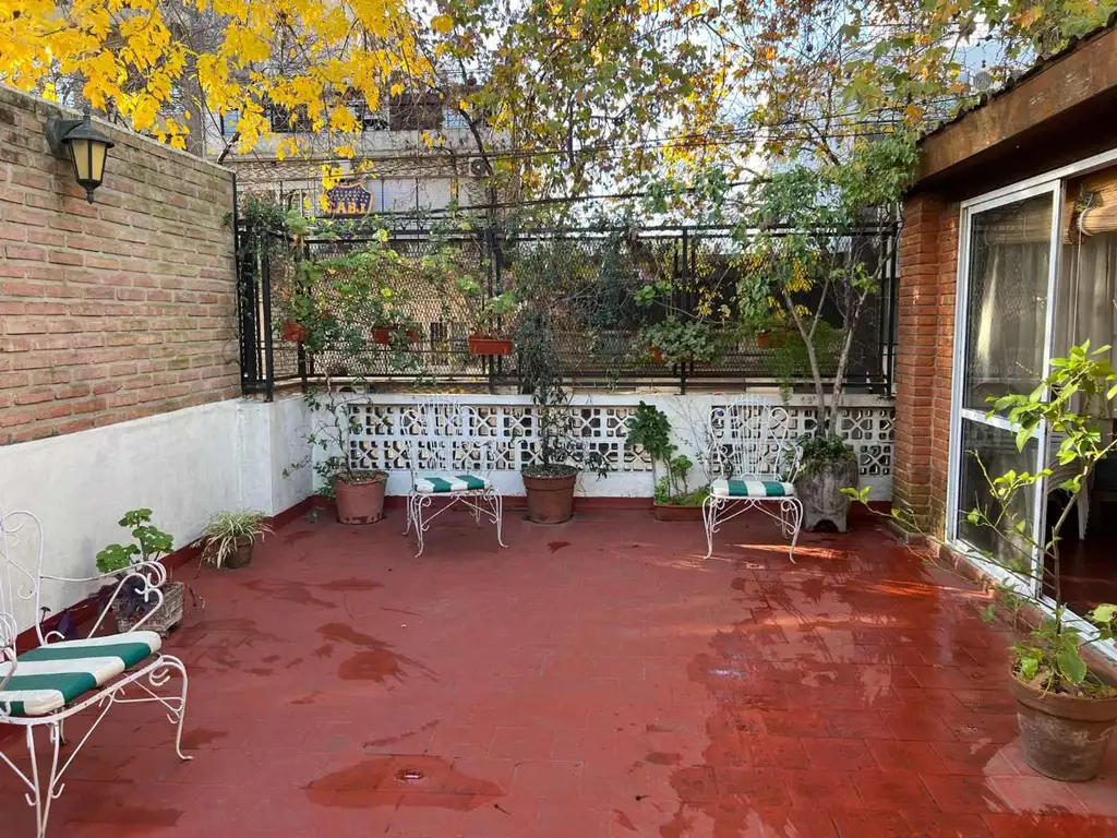 VENTA CASA 5 AMBIENTES  EN COLEGIALES