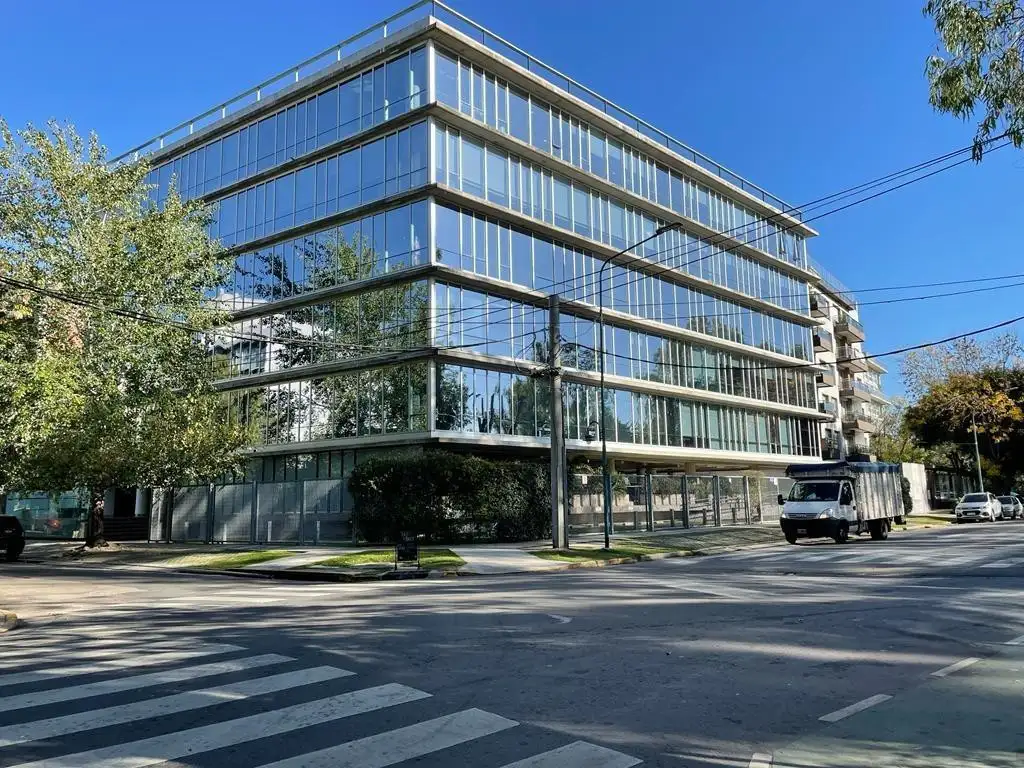 Modernas oficinas de planta libre en edificio AAA