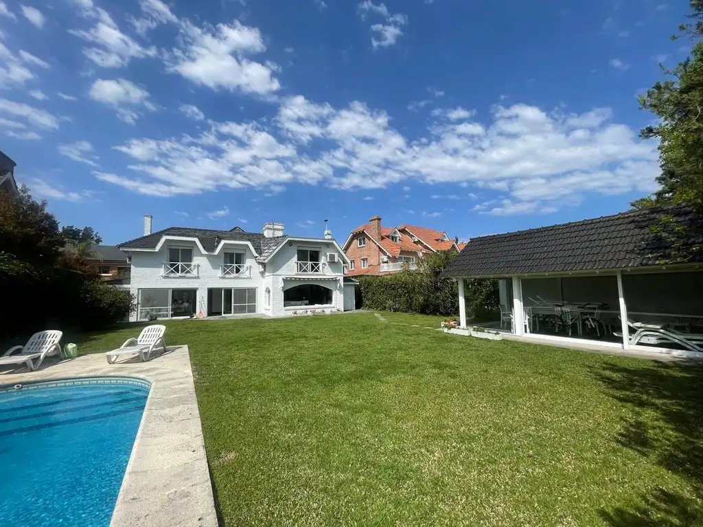 Casa  en Alquiler en San Isidro Chico, San Isidro, G.B.A. Zona Norte