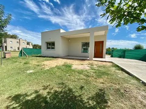 Oportunidad Casa a estrenar Santa Elena, Pilar del este! - Foto 0
