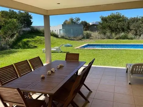 Casa en venta en Costa Esmeralda, Pinamar, Costa Atlantica