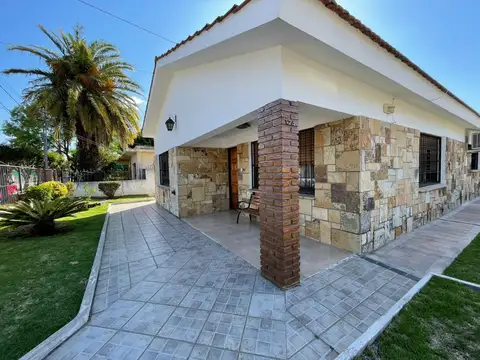 Casa en venta en Gutemberg 100 - Santa Rita - Argenprop