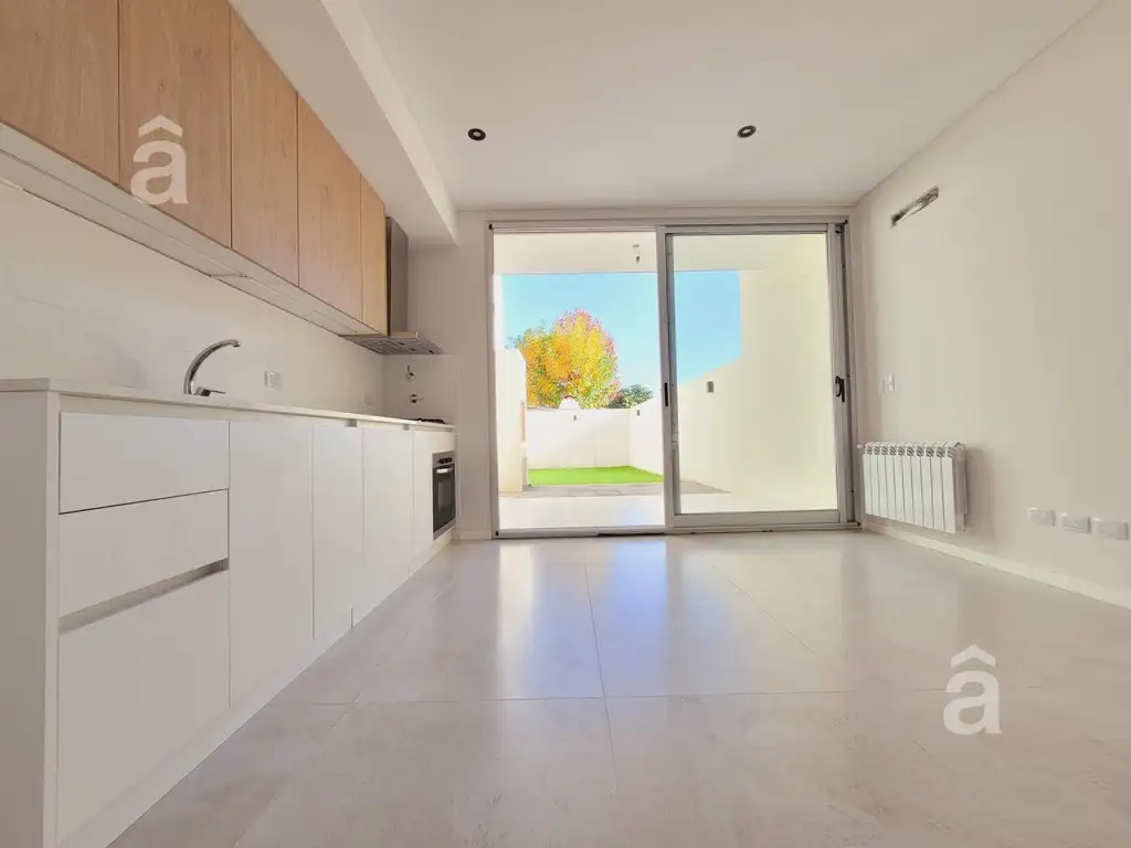 Duplex en Venta en Villa Ballester- a Estrenar- 4 ambientes- Detalles de categoría.