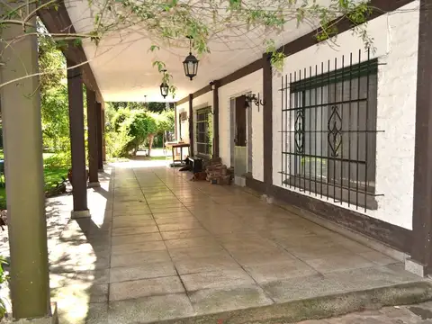 CASA QUINTA C/PILETA 4 AMB 2200 m2 Gral RODRIGUEZ