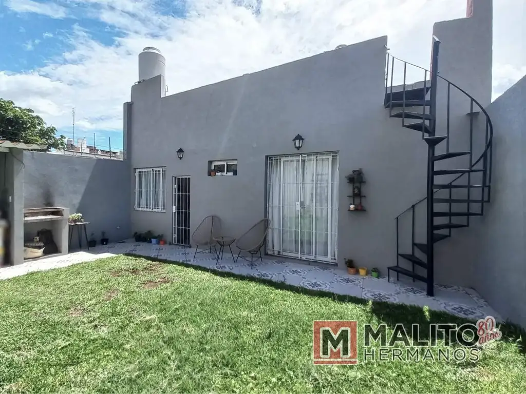 Venta PH 3 Ambientes con Patio y Terraza - Refaccionado a Nuevo - en Parque Avellaneda