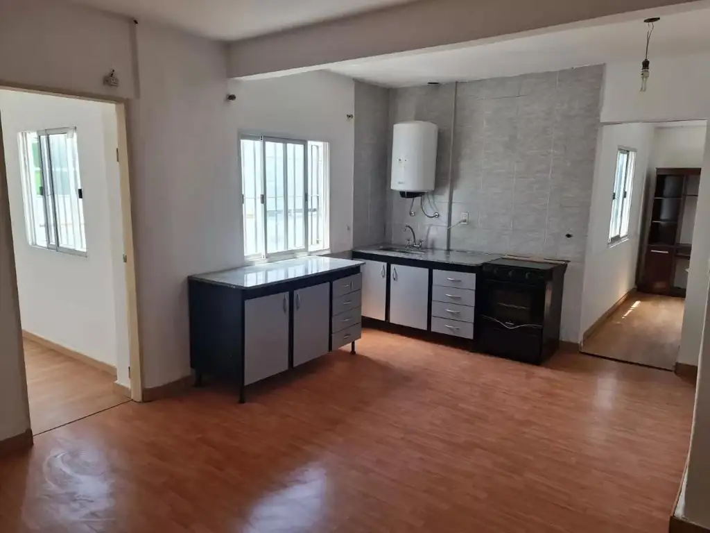 Departamento en venta - 2 Dormitorios 1 Baño - 42Mts2 - Tablada