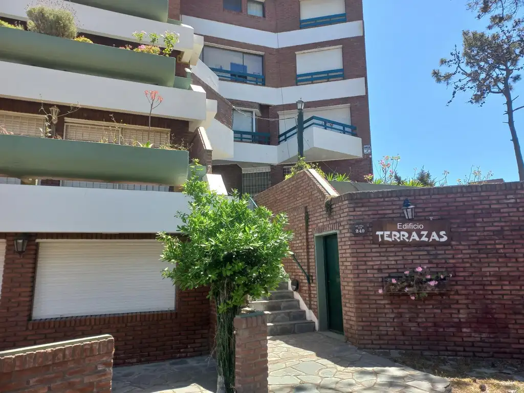 Alquiler departamento "Las terrazas" temporada 25.Gesell