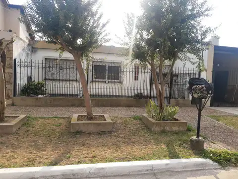 Casa - Turdera