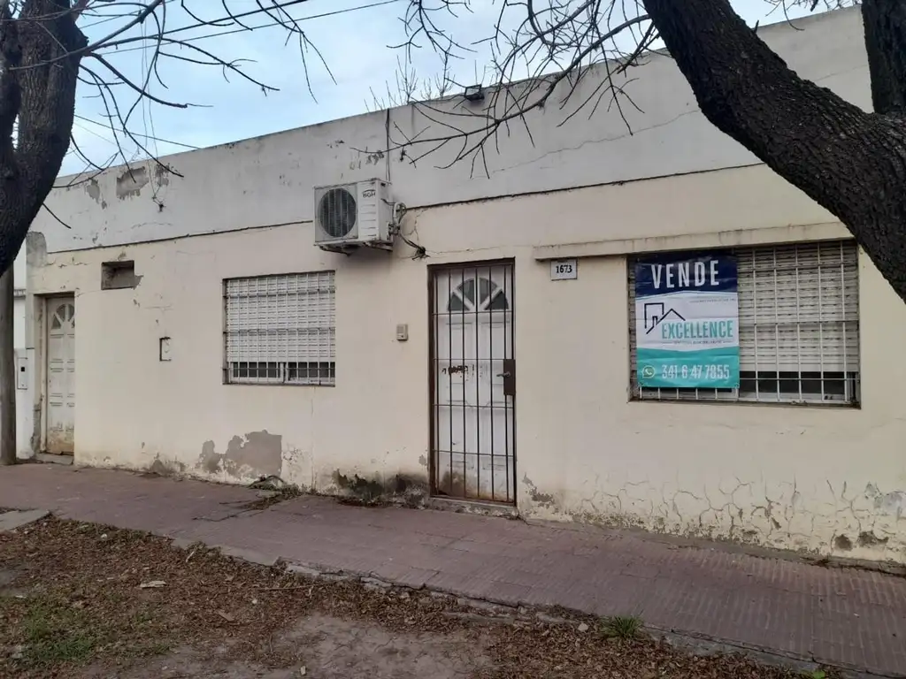 Casa a reciclar en Pérez