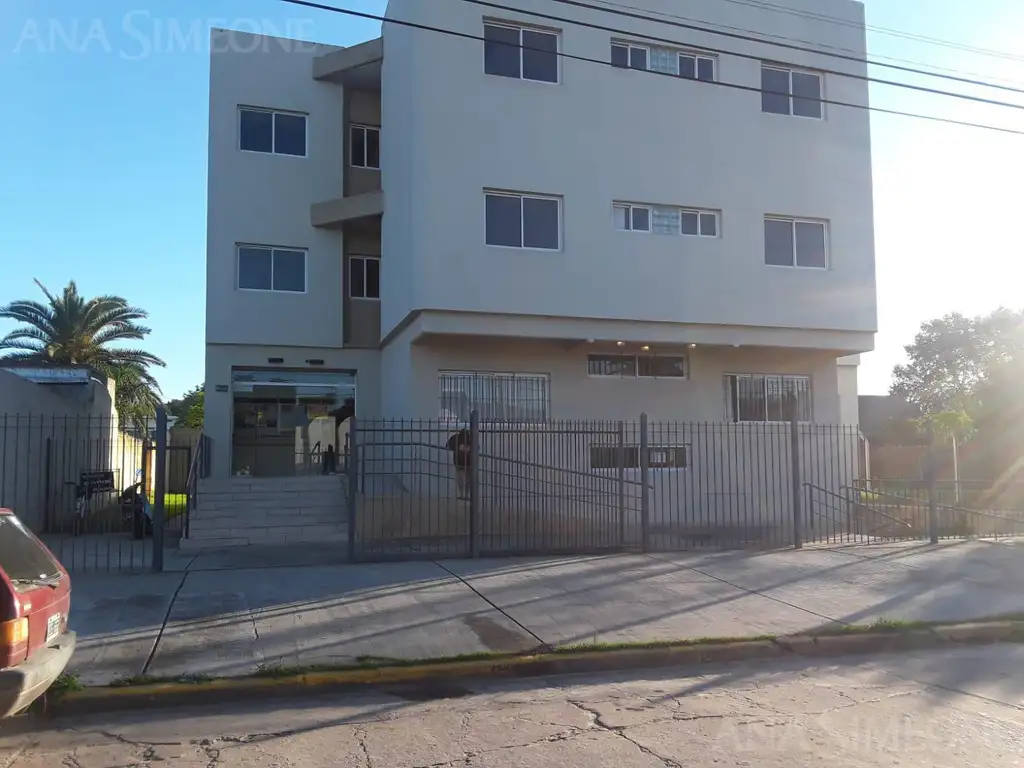 Edificio Comercial - venta - Escobar Garín