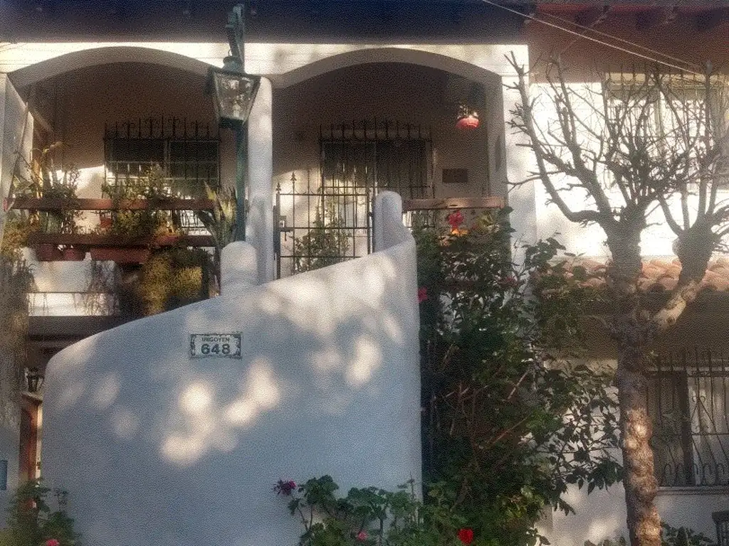 vendo excelente casa meditteranea