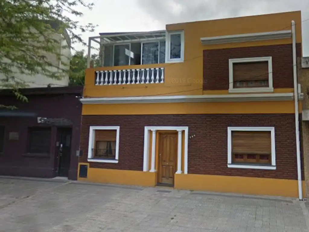 Casa en venta, 3 dorm. c/ quincho