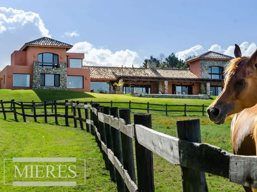 Magnífica chacra con caballeriza zona Laguna del Sauce