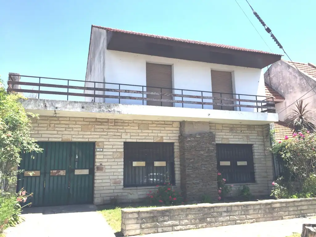 Casa 2 Plantas en Venta