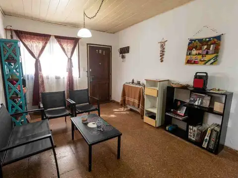 VENTA CASA 4 AMBIENTES B. FORTUNATO DE LA PLAZA