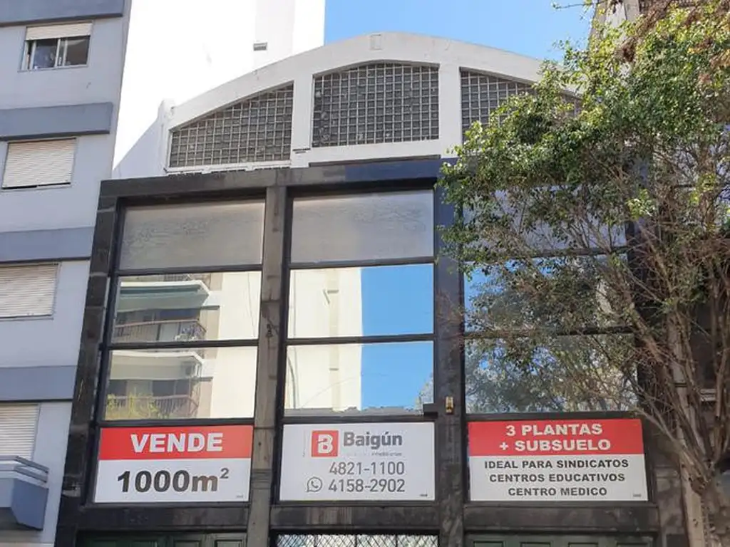 Excelente edificio en venta, 3 plantas   SS