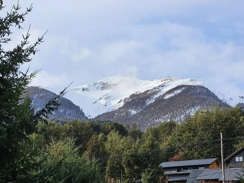 Excelente terreno con vistas panoramicas a los cerros