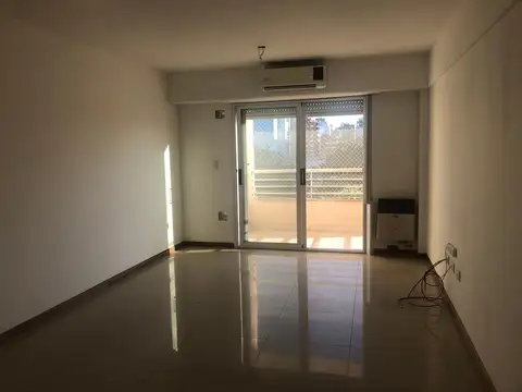 Departamento en Venta en Moron - 3 ambientes