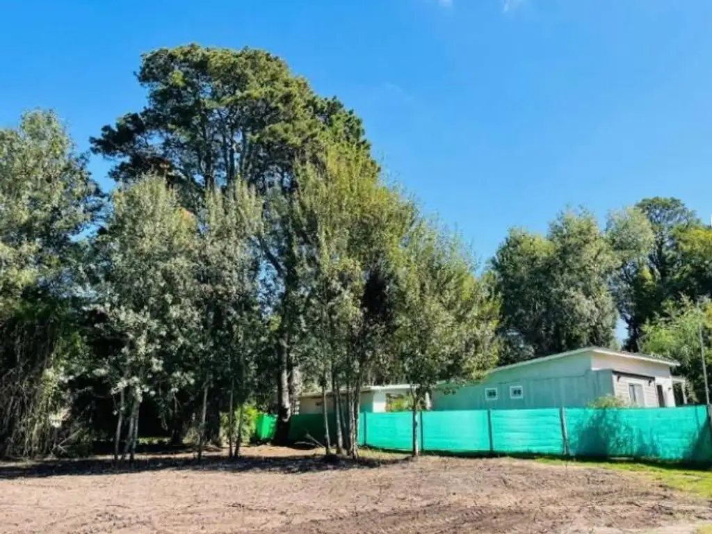 TERRENO DE 20 MTS. DE FRENTE POR 30 MTS DE FONDO.