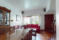 VENTA de Casa de 5 amb. en Saavedra