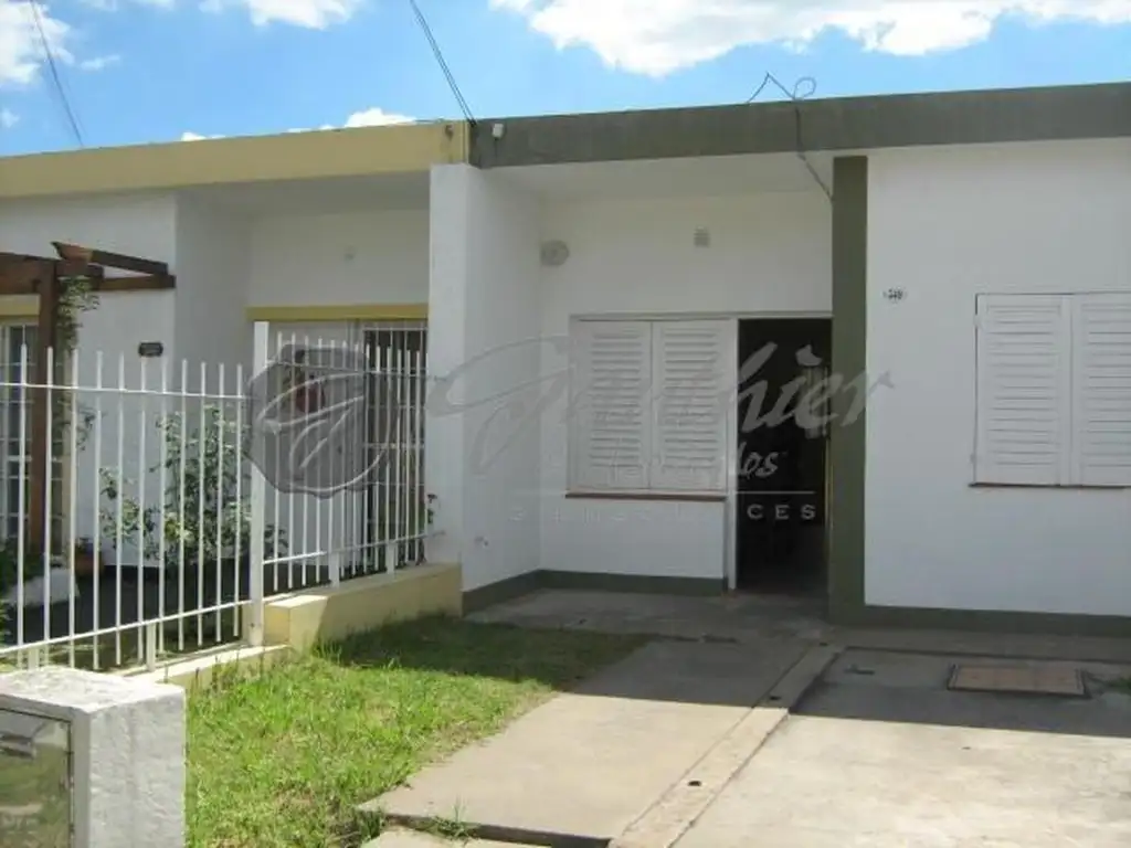 Casa En Venta En Campana BARRIO DÁLMINE OPORTUNIDAD VIVENDA CONSULTORIO VERSÁTIL