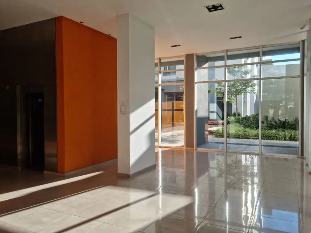 Venta Departamento de 2 dormitorios a metros de Bv