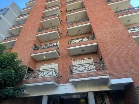 ALQUILER DEPARTAMENTO 2AMBIENTES EN CASTELAR CENTRO