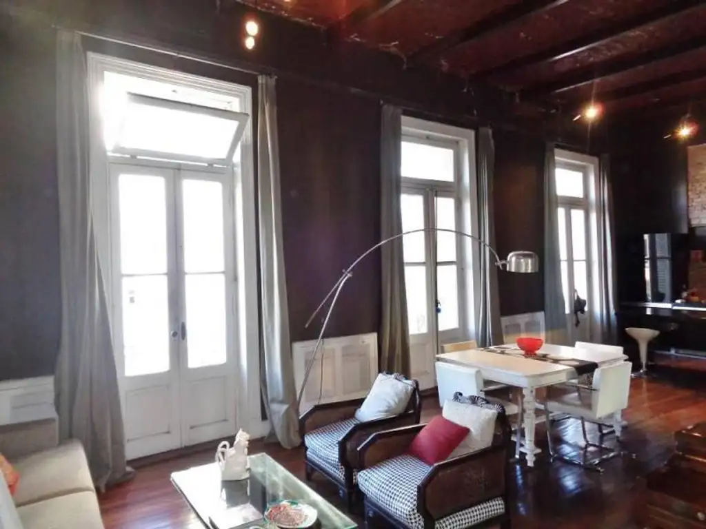 Espectacular departamento Duplex con Terraza y quincho!