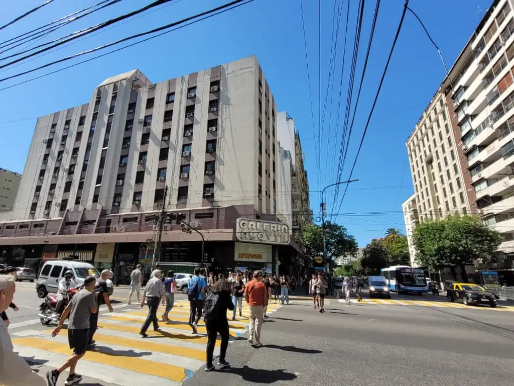 "EXCELENTE UBICACION" ACOYTE Y RIVADAVIA, OFICINA   APTO PROFESIONAL