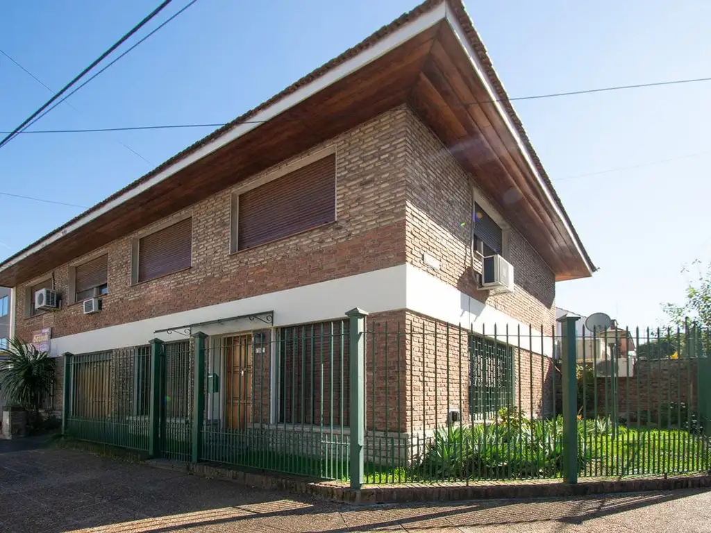 Duplex Martinez con pileta y quincho