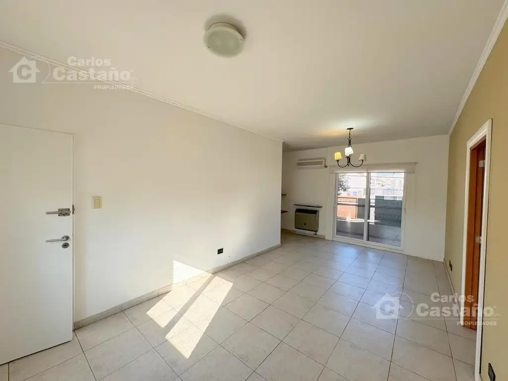 Exc. Planta Alta, Todo a Nuevo, 3 Amb. con Terraza y Balcón