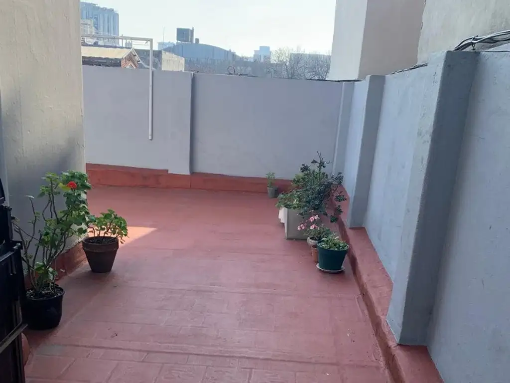 VENTA DEPARTAMENTO EN VILLA ORTUZAR A DOS CUADRAS DE LAS 5 ESQUINAS   AVDA FOREST Y EL CANO