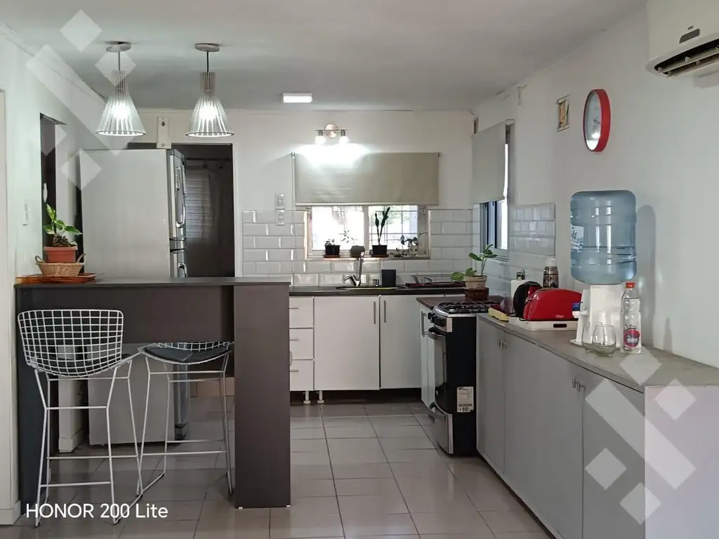 En venta, casa de 2 dormitorios en Planta baja, B° America Plottier