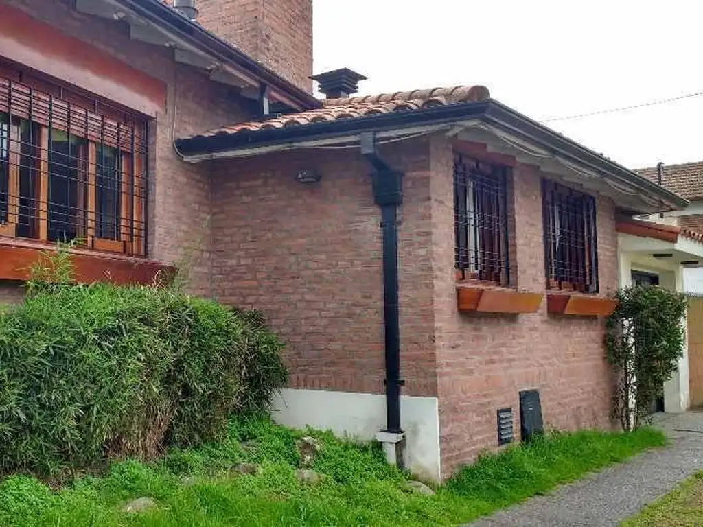 Casa  en Venta ubicado en Bernal Oeste, Bernal, Quilmes - SVN0981_LP584774_1