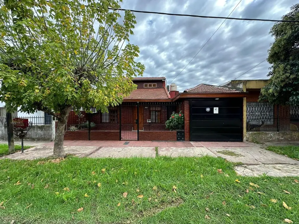 VENTA CASA QUILMES