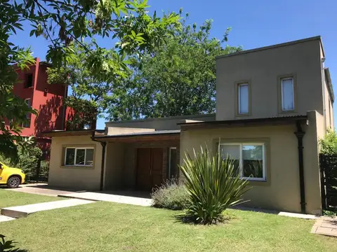 Casa - Santa Guadalupe - Foto 0