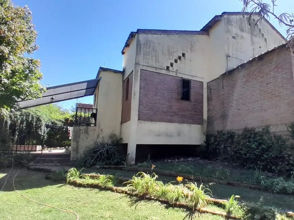 VENTA CASA UNQUILLO 3 DORM QUINCHO