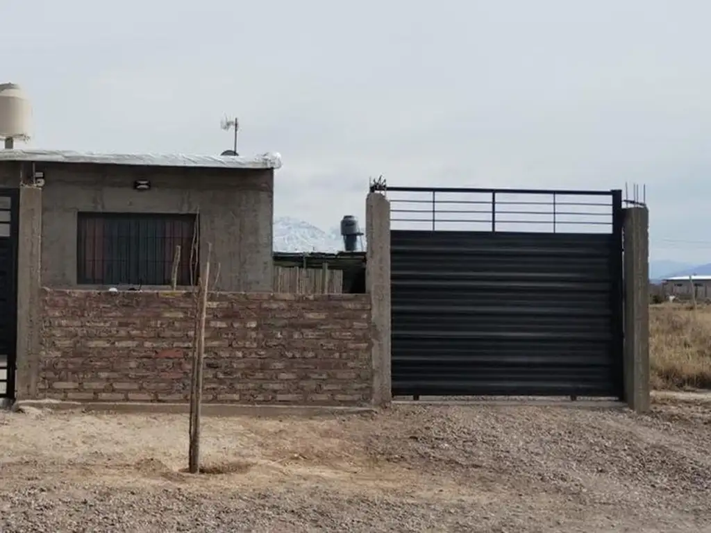 CASA EN VENTA, ANCHORIS LUJAN DE CUYO