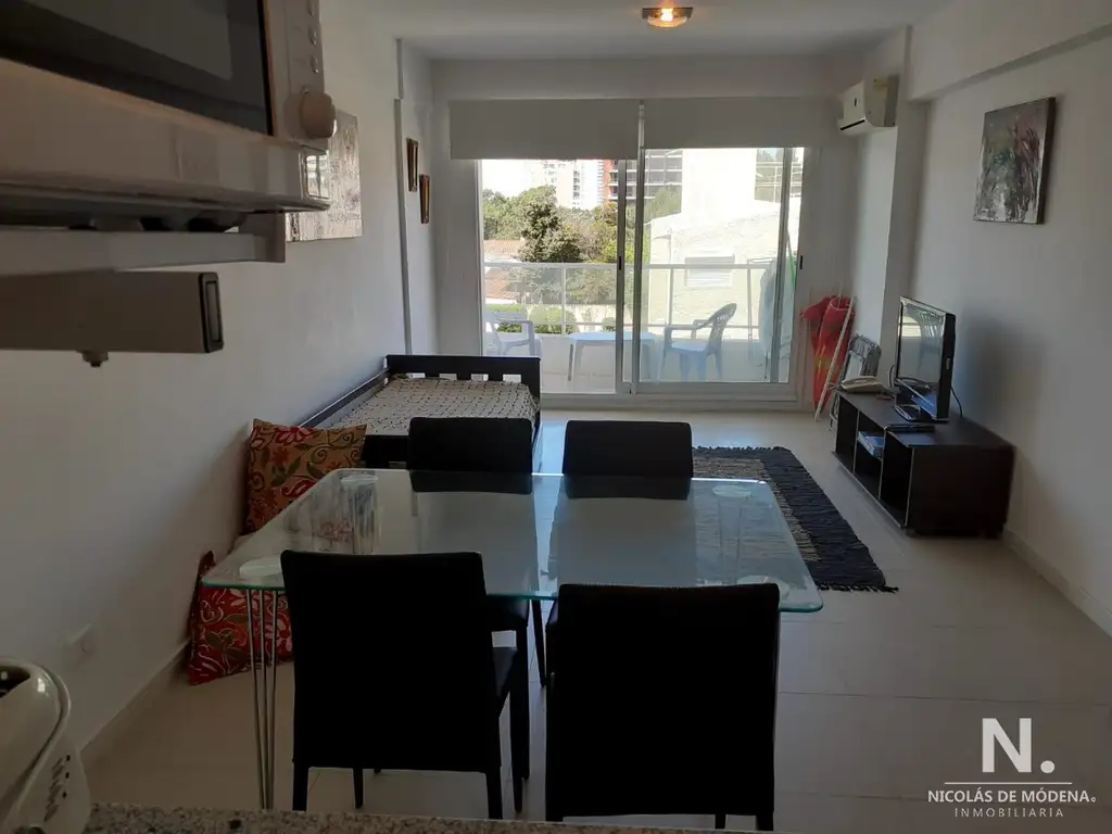 Apartamento en torre moderna con buenos amenities