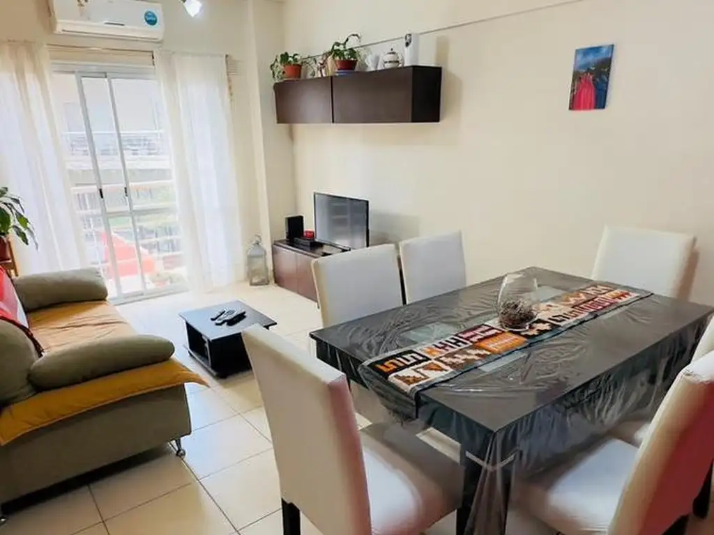 Departamento en  Venta 2 ambientes con Ascensor en Ciudad Jardin, El Palomar.-