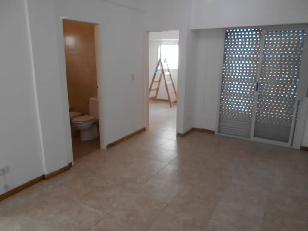 Departamento en Venta en Moron Sur - 2 ambientes