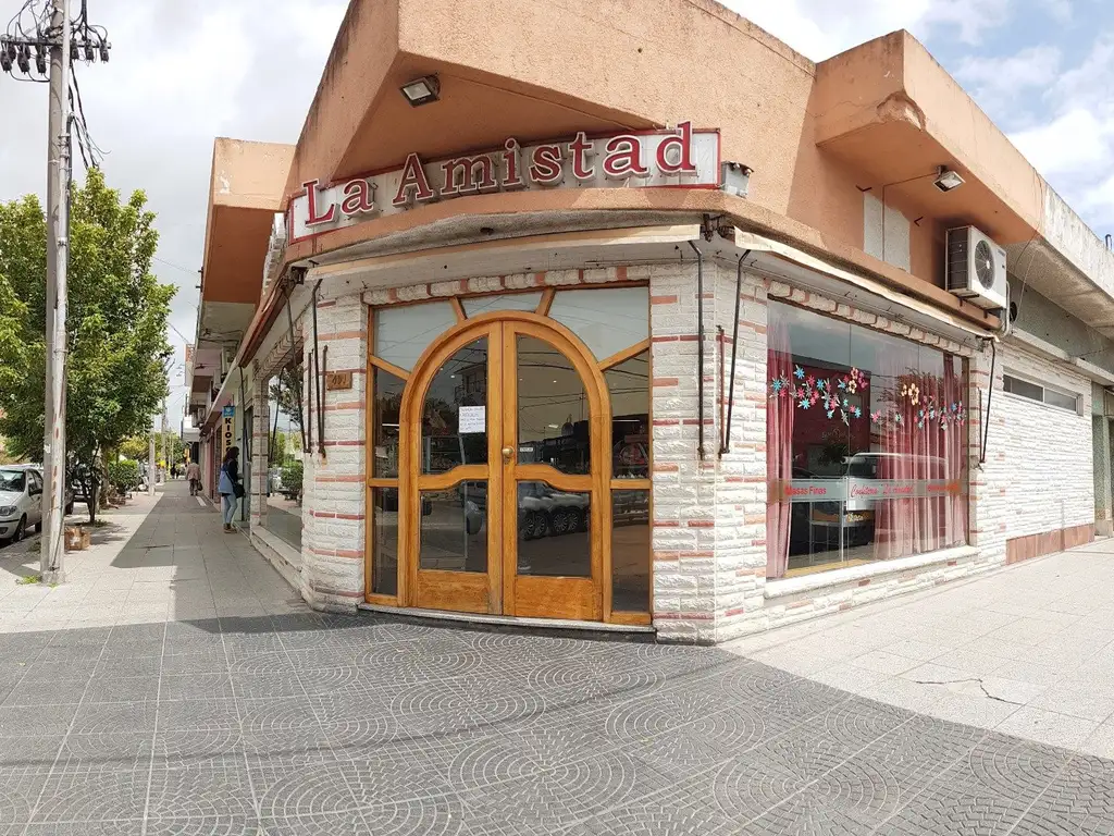 Panadería con cuadra, Depto. y Local - Talcahuano y 12 de Octubre