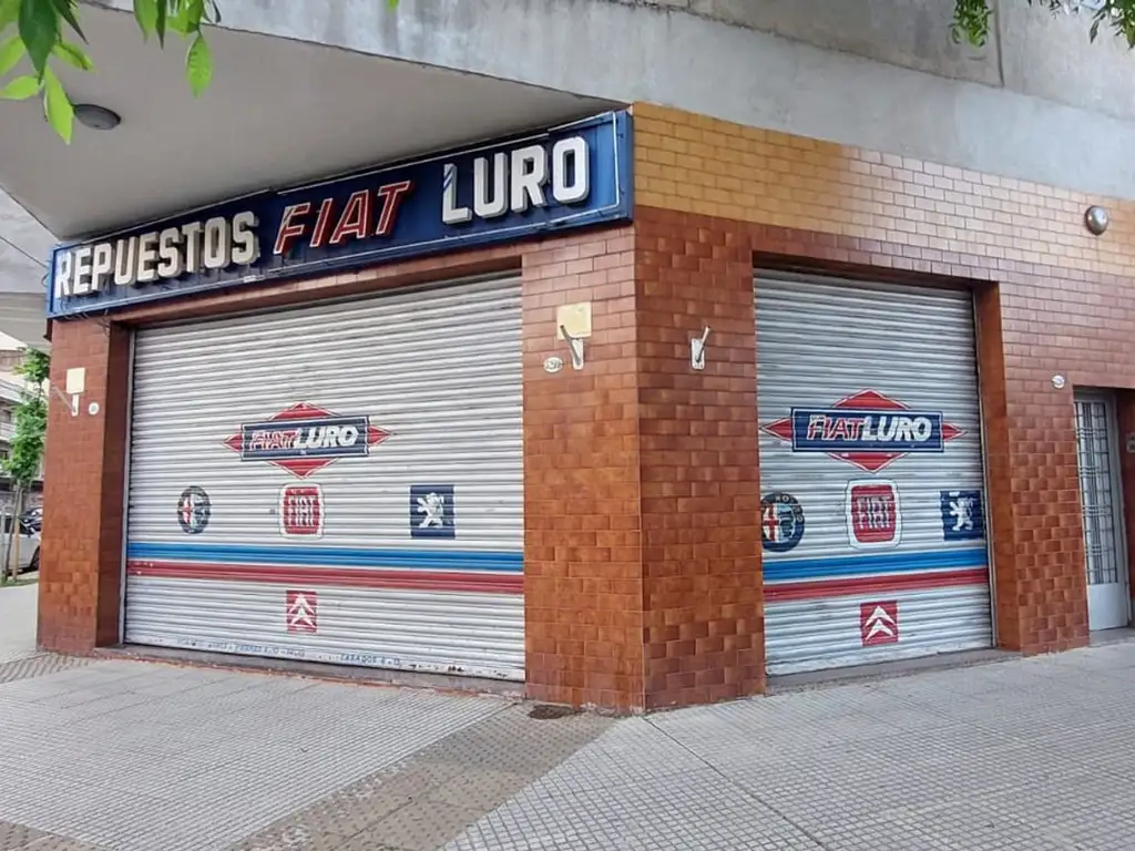 Alquiler LOCAL COMERCIAL, rubro venta de autoparte