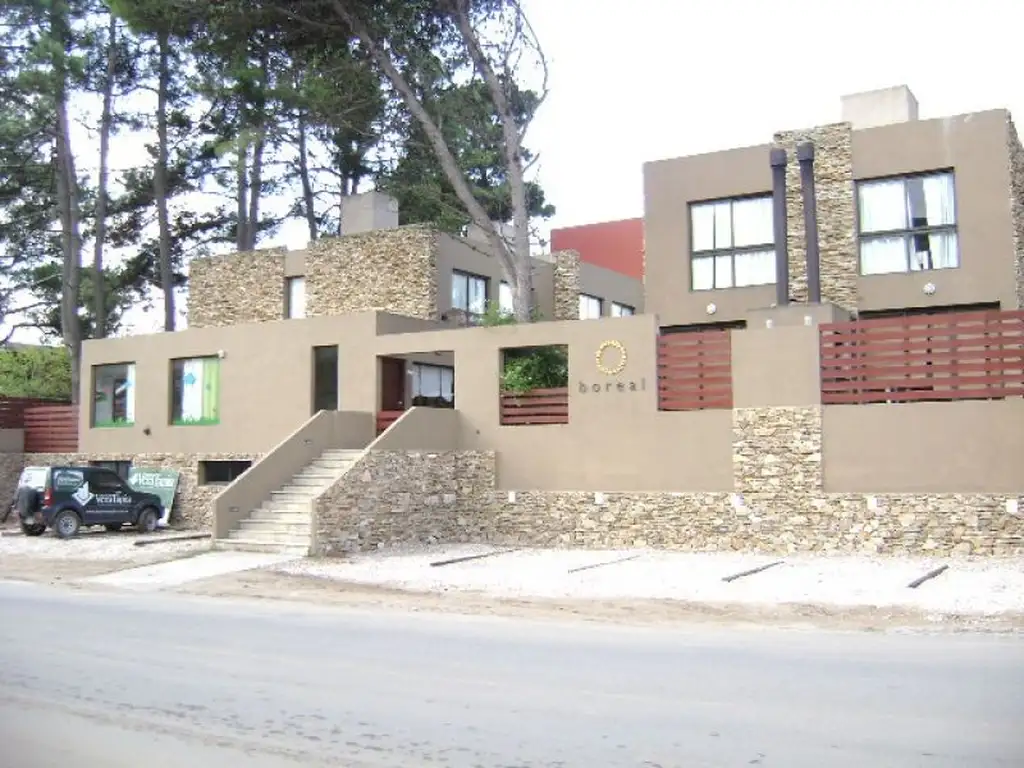 Hermosas Casas de 3 y 4 amb. * Martin Pescador 1100 * Pinamar *