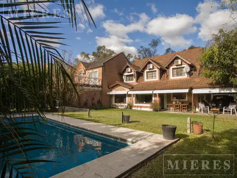 Casa en venta en el Barrio Camino Real