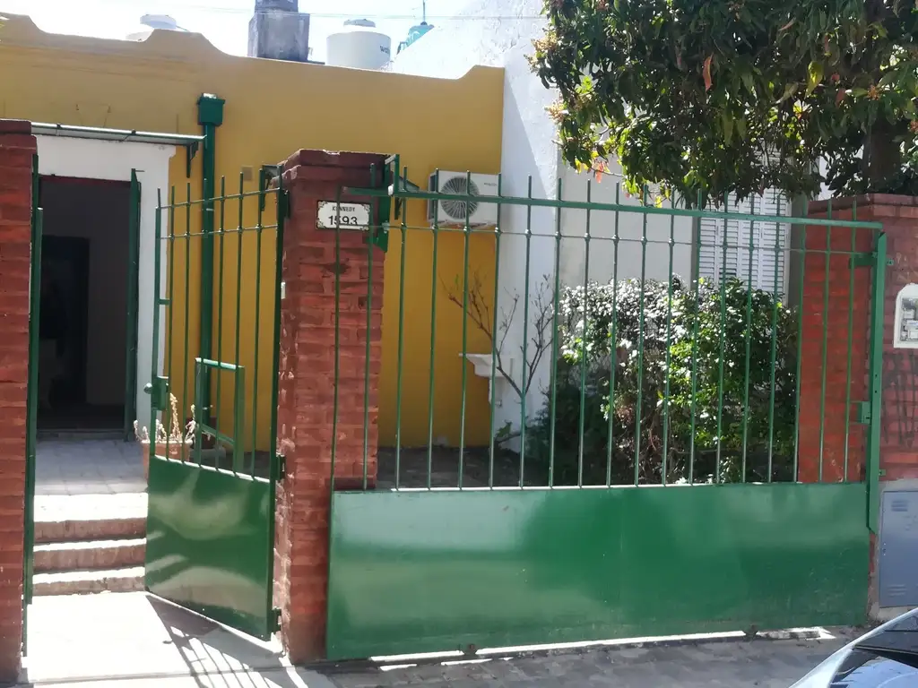 PH 2 AMBIENTES CON  COCHERA , SIN EXPENSAS JARDIN AL FRENTE JUAN CRISOL 1953 VICTORIA SAN FERNANDO