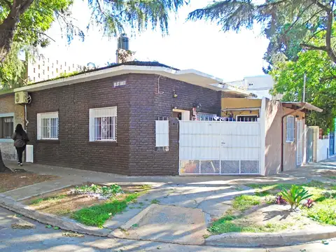 VENTA CASA DE 3 AMBIENTES EN OLIVOS