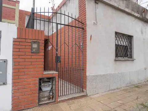 Venta PH tipo casa 4 ambientes en Quilmes- Oeste